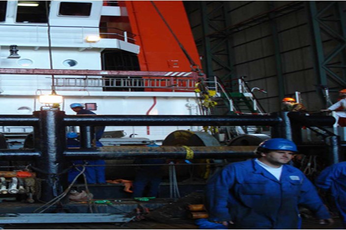 Overhaul project of Husky tugboat