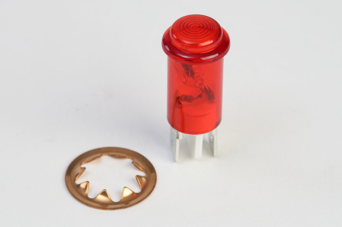 detail-538-017-red-indicator-lamp-110v-panel-mounting-1178x7
