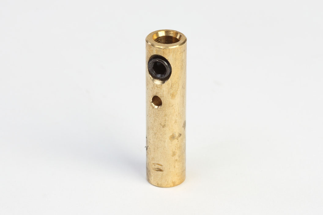 Brass 60A in-line connector socket