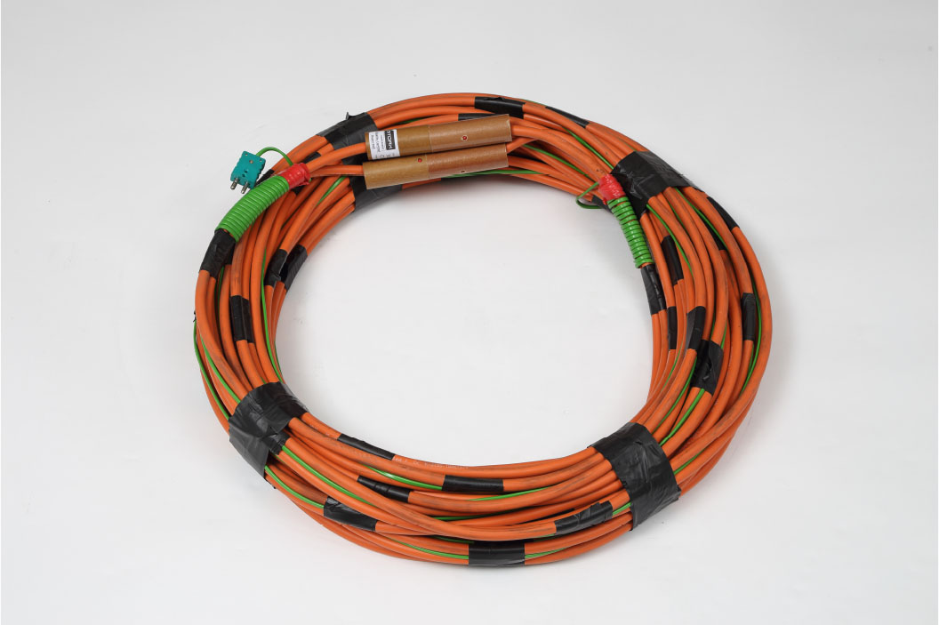 30m, 135A triple cable set, 2 x 135A cables + 1 x compensating cable with plugs and sockets