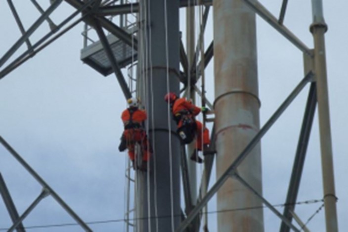 Rope Access reduces costs flare modification by 33%